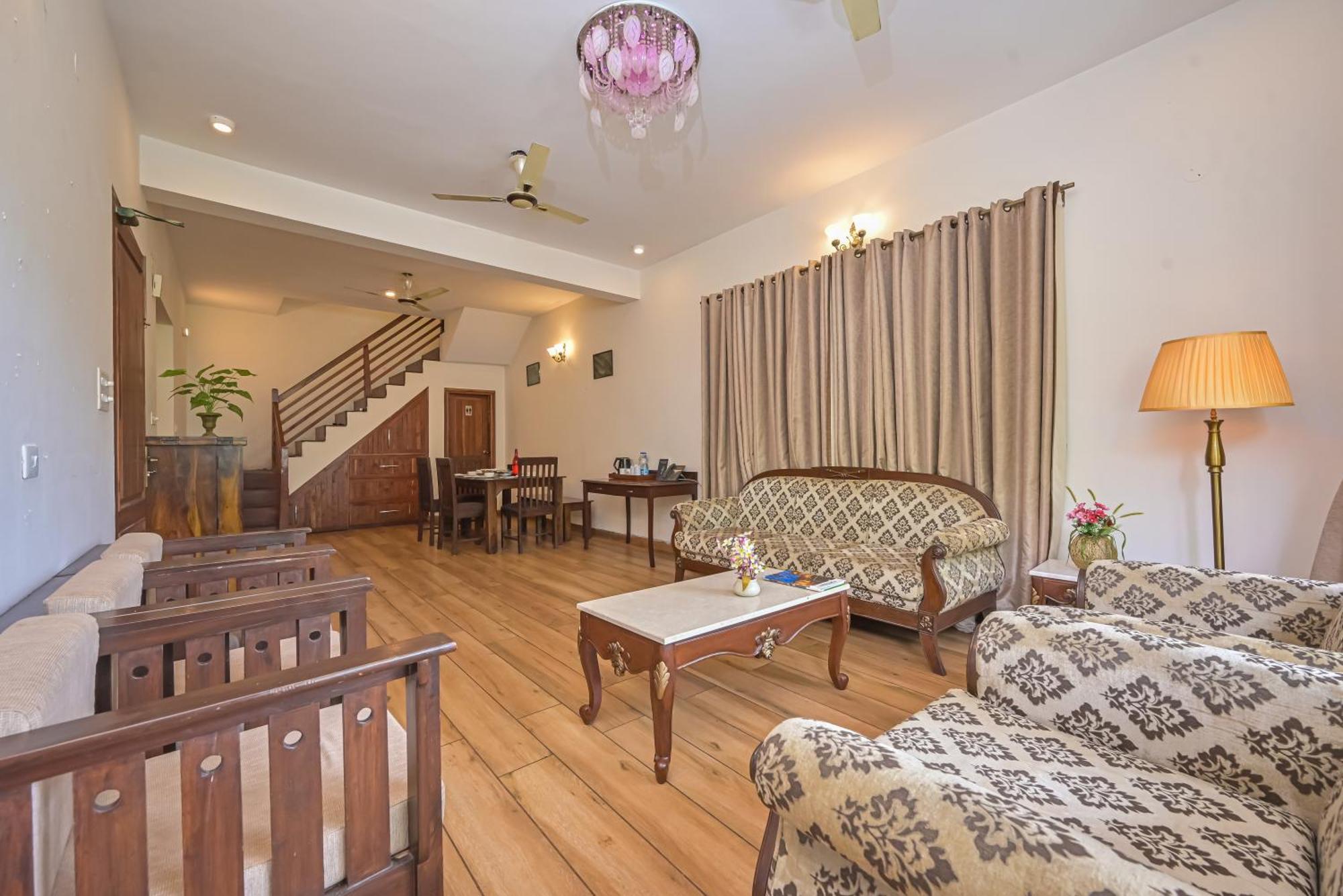 Jungle Lodge Resort Kasauli Kamer foto