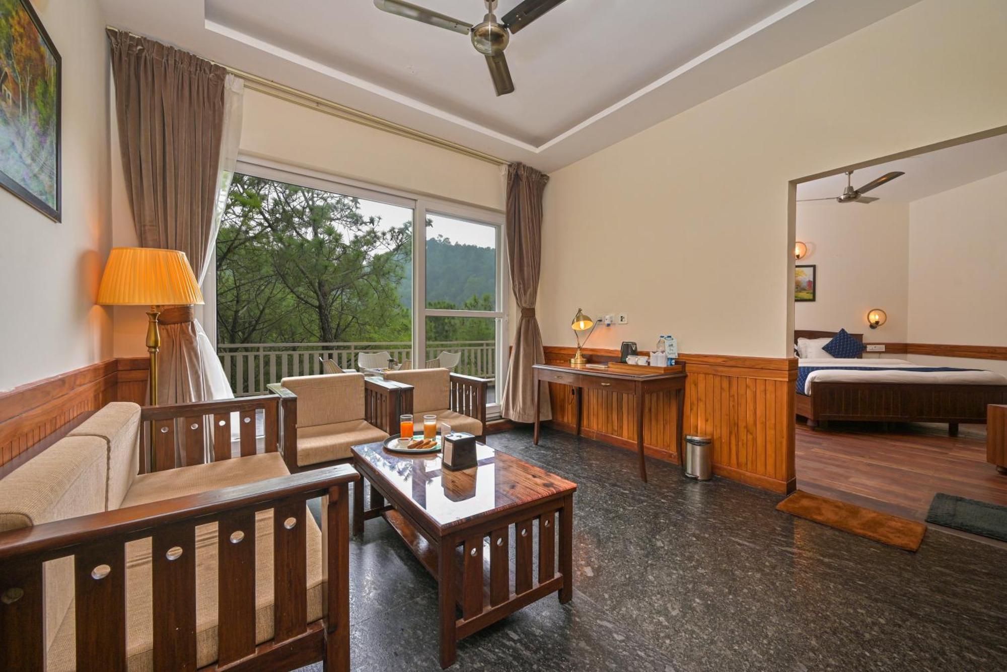 Jungle Lodge Resort Kasauli Kamer foto